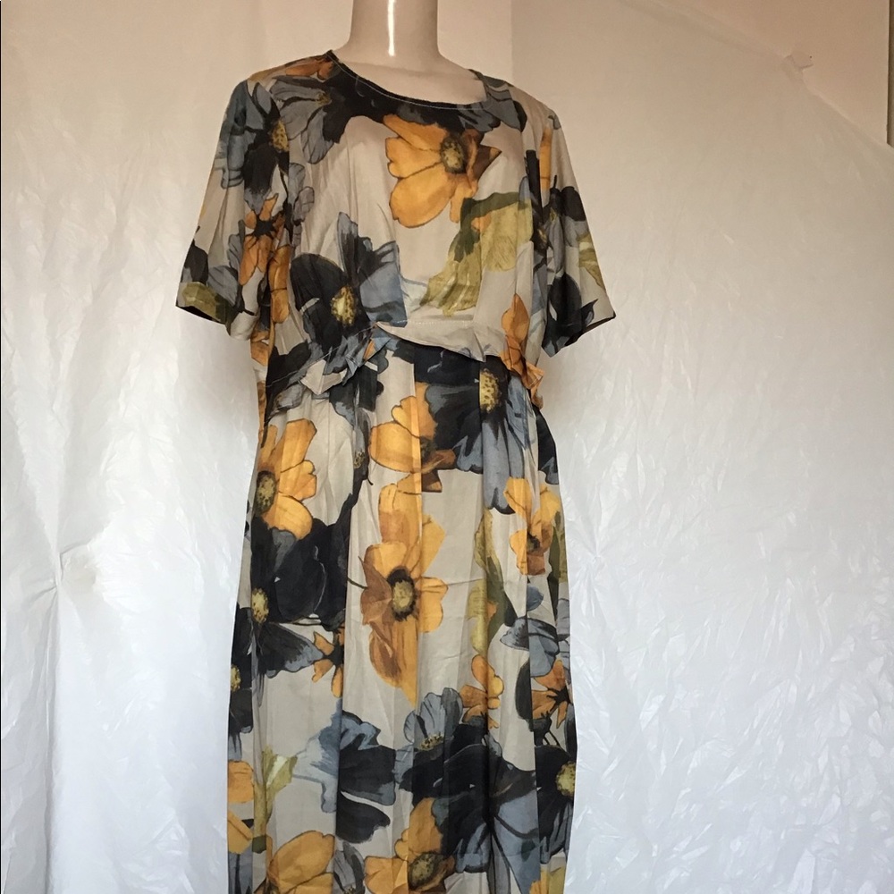 Women’s simple floral print dress